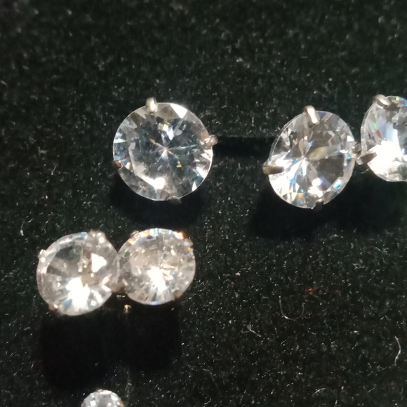 Surgical Steel Earrings Cubic Zirconia Stud Earrings 6 pairs - Picture 2 of 6